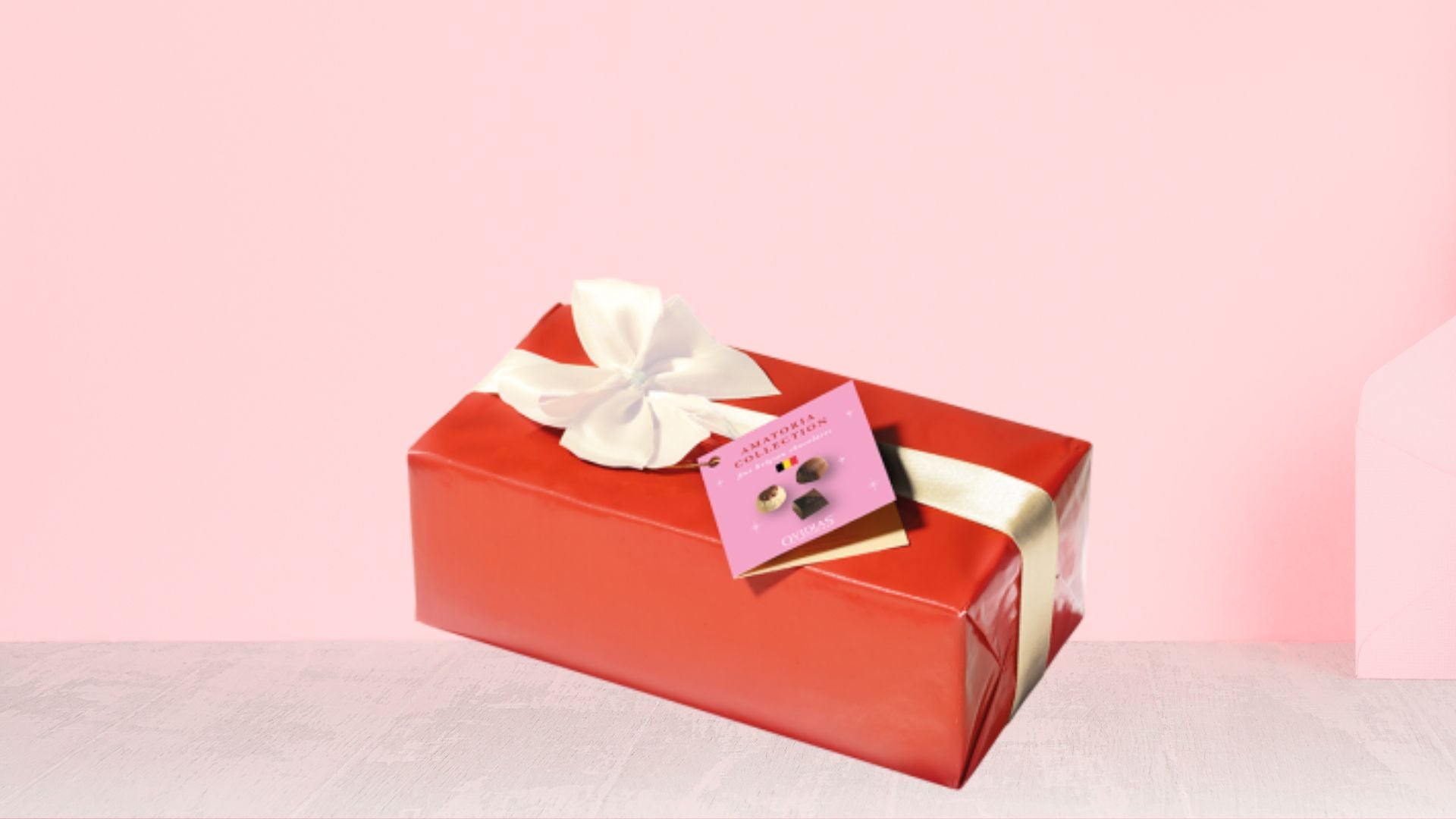 Ovidias Heart Wrapped Ballot in Gift Box Assorted 250g