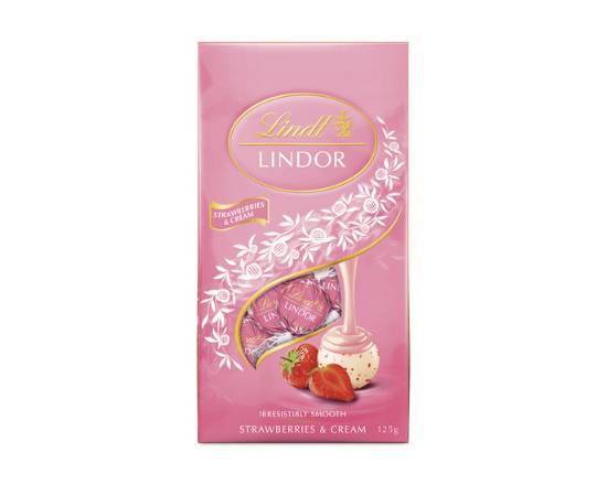 Lindt Milk Chocolate Strawberry & Cream Pouch 125g